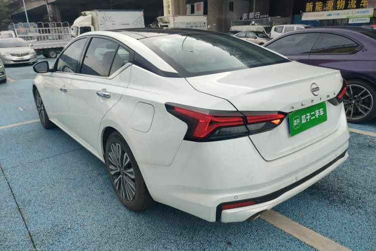 Used Nissan Teana 2022 2.0L XL-TLS Enjoyment Edition
