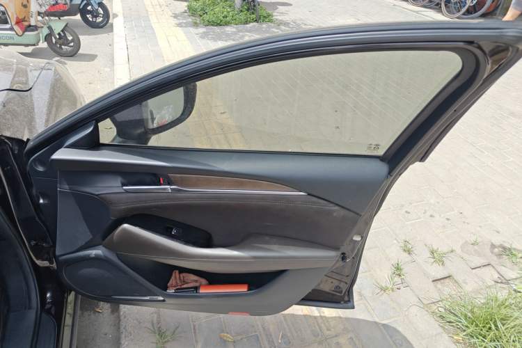 Used Mazda Atenza 2020 2.5L Sky Blue Prestige Edition
