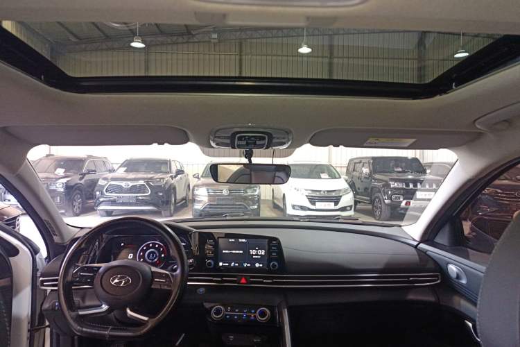 Used Hyundai Elantra 2021 1.5L CVT GLX Elite Edition
