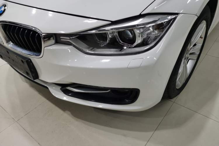 Used BMW 3 Series 2014 320i Sport Design Package
