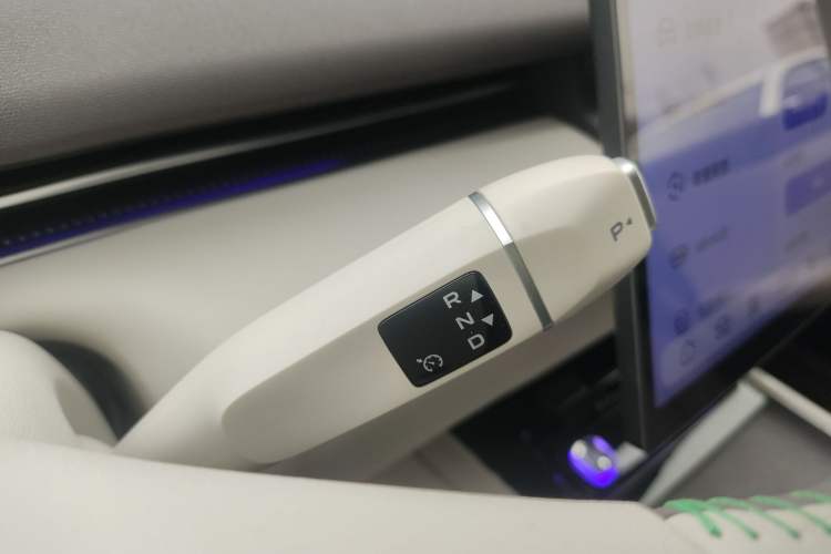 Used  L07 2024 230Max Qiankun Intelligent Driving ADS SE Range-Extended Version
