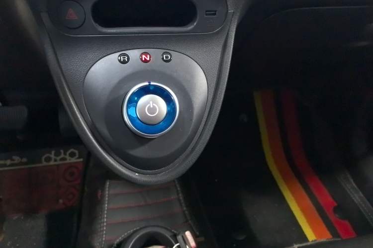 Used ORA Black Cat 2021 301 km Basic Version
