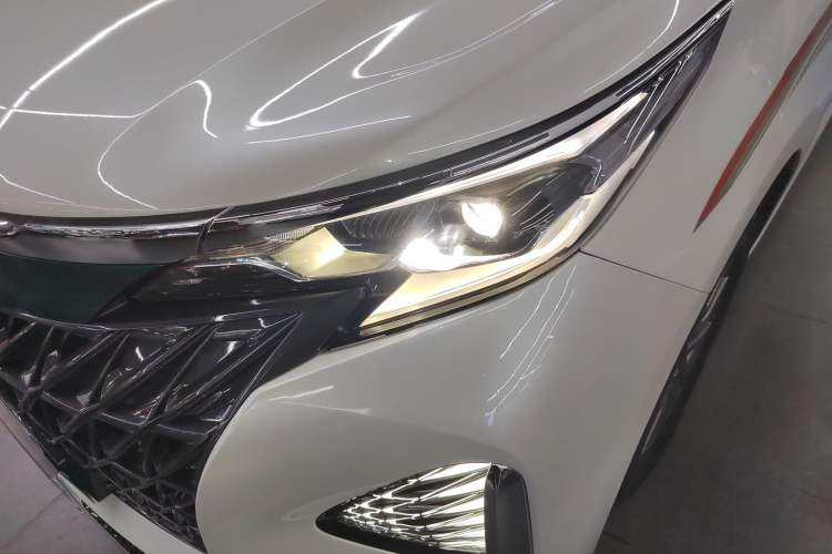 Used Toyota Sienna 2023 2.5L Hybrid Comfort Edition
