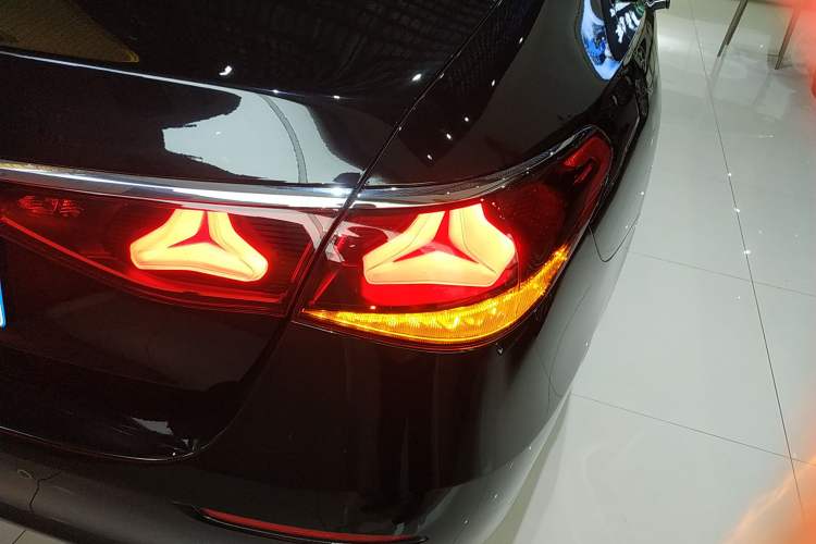 Used Mercedes-Benz E-Class 2025 E 300 L Stylish Model
