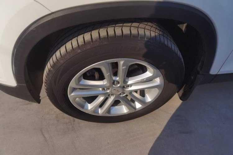 Used Chevrolet Trax 2016 1.4T Automatic Two-Wheel Drive Comfort Version with Sunroof
