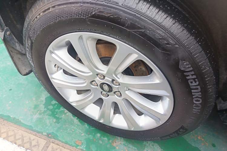 Used Land Rover Discovery Sport 2017 2.0T SE