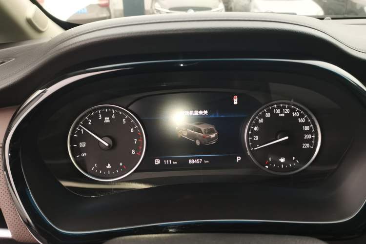 Used Buick GL8 2023 Land Executive Class Comfort Model
