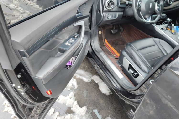 Used Wey VV7 2017 2.0T Luxury Model
