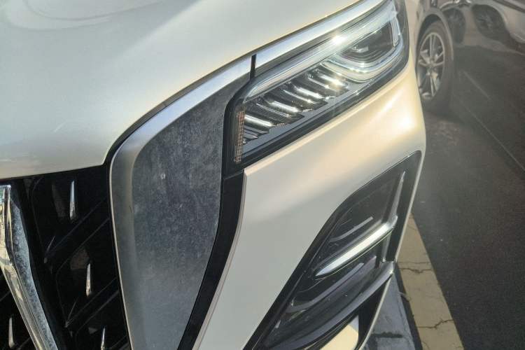 Used Hongqi HS5 2023 2.0T Qixiang Pro Edition
