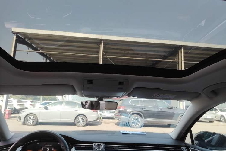 Used Volkswagen Magotan 2023 2 Million Units Limited Edition 280TSI DSG Leading Version