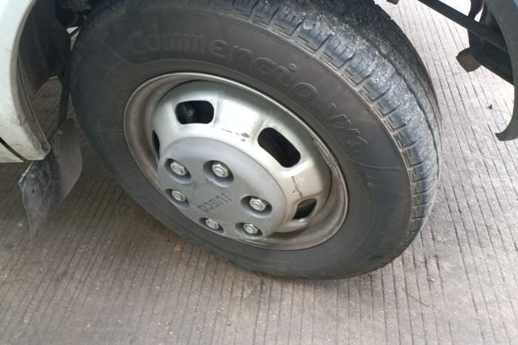 Used Iveco Daily 2023 2.5T A37M1 Long Wheelbase Mid-Height Dual-Tire Side-Sliding Doors 5–9 Seats
