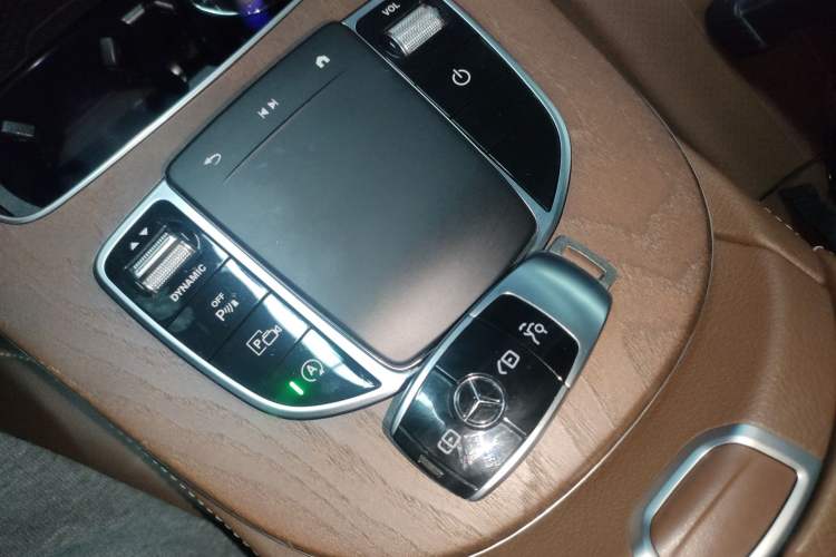 Used Mercedes-Benz E-Class 2023 Updated E 300 L Fashion Edition