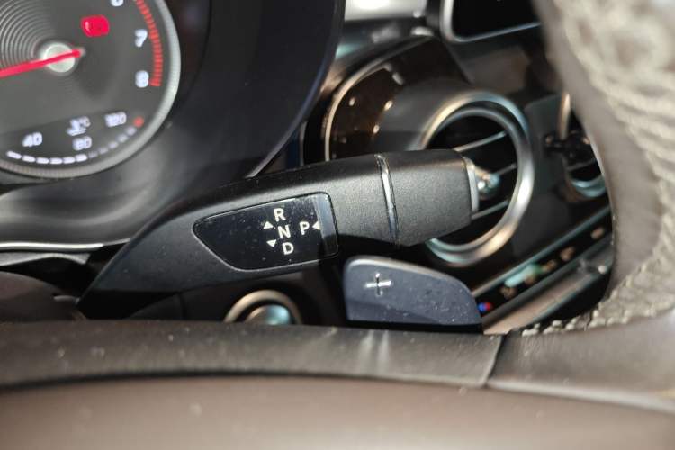 Used Mercedes-Benz GLC 2019 GLC 260 L 4MATIC Dynamic Model