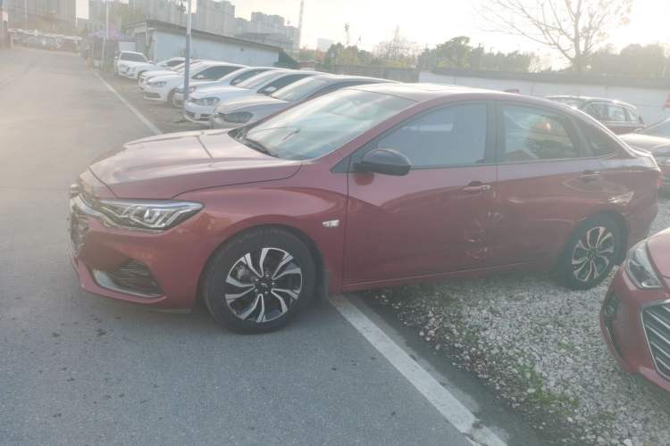 Used Chevrolet Monza 2019 RS 330T Automatic Comfort Edition China VI Standard