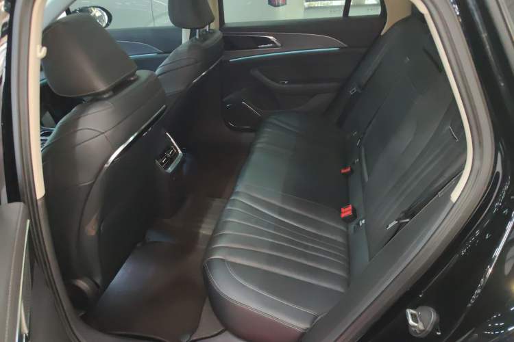 Used Hongqi H5 2024 2.0T Automatic Smart Connect Flagship Edition