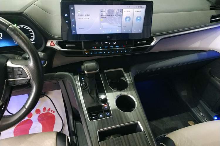 Used Toyota Sienna 2021 2.5L Hybrid Platinum Edition