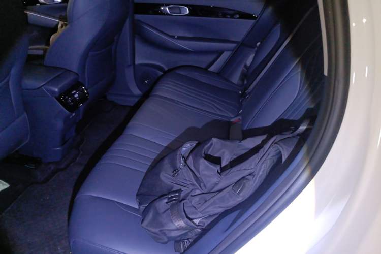 Used  E5 2026 Model 530km Launch Edition
