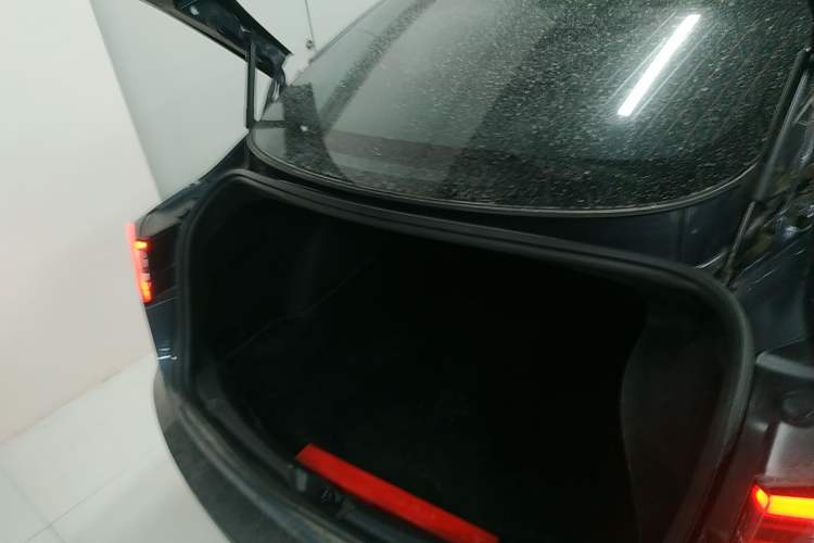 Used Tesla Model 3 2020 Standard Range Rear-Wheel Drive Upgraded Version
