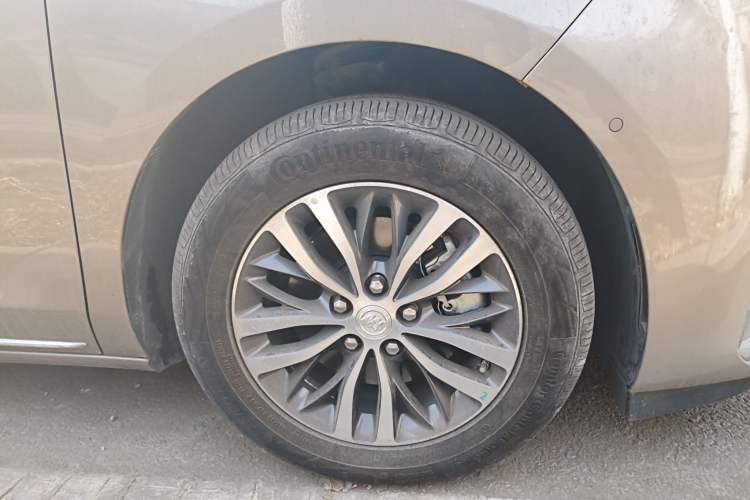 Used Buick GL8 2023 ES Lu Zun Deluxe Model