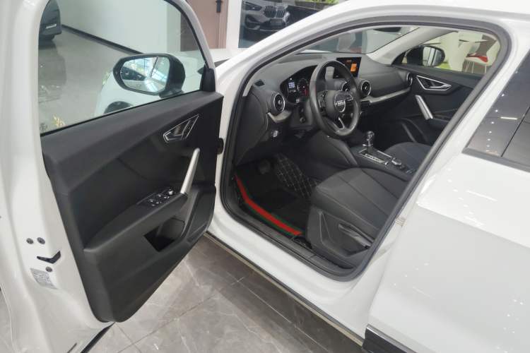 Used Audi Q2L 2021 35 TFSI Progressive Dynamic Edition