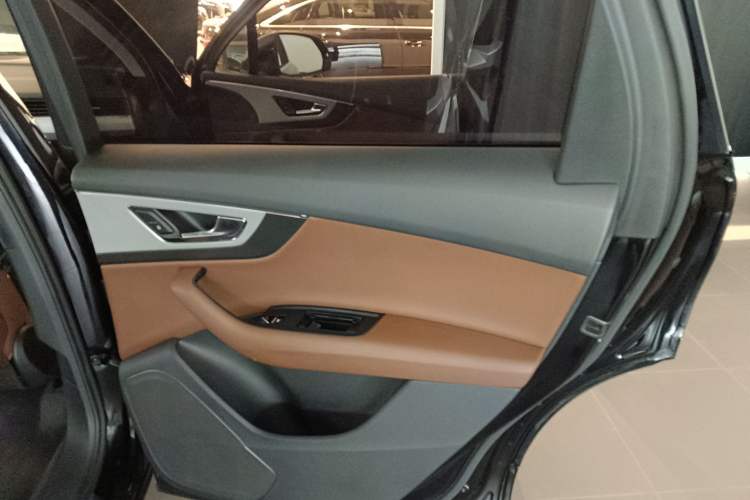 Used Audi Q7 2018 45 TFSI Technology Edition