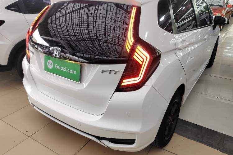 Used Honda Fit 2018 1.5L CVT Comfort Sunroof Version
