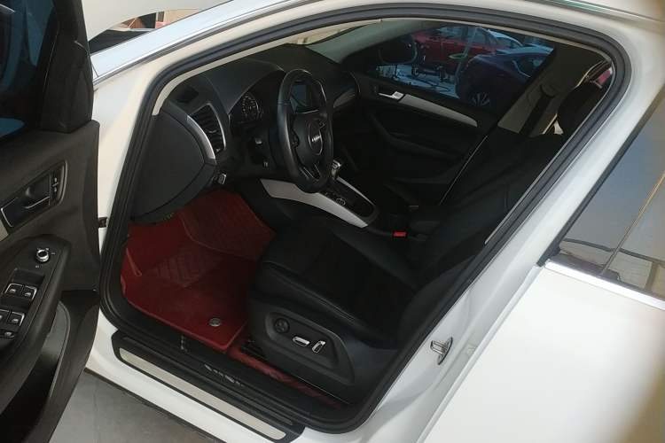 Used Audi Q5 2016 40 TFSI Ambition Edition
