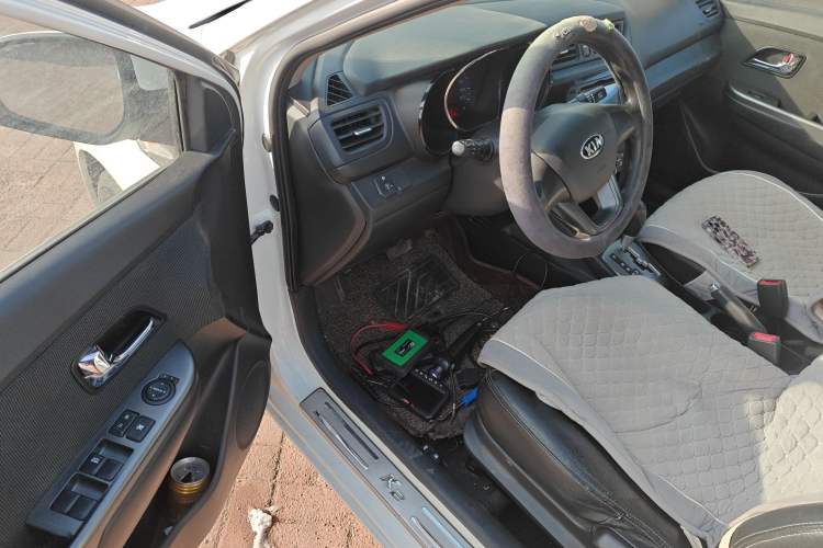 Used Kia K2 2012 Sedan 1.4L Automatic GLS Commemorative Edition
