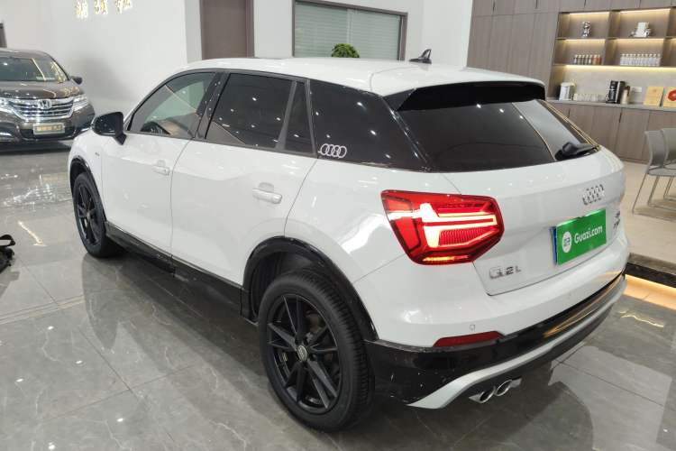 Used Audi Q2L 2021 35 TFSI Progressive Dynamic Edition