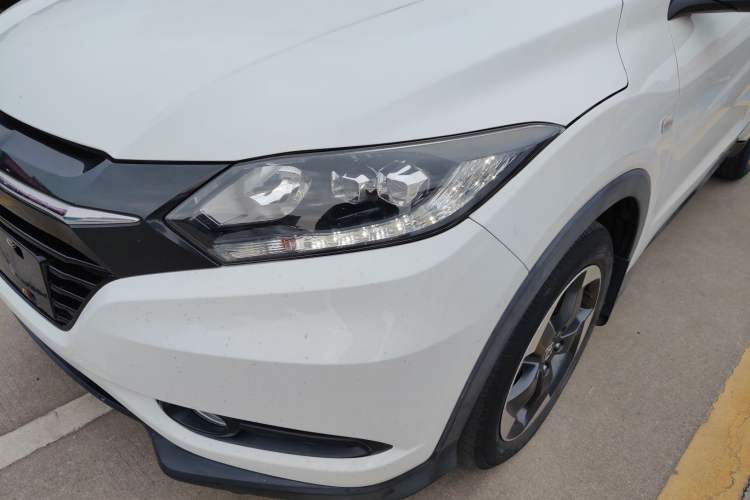 Used Honda Vezel 2017 1.8L CVT Front-Wheel Drive Pioneer Edition
