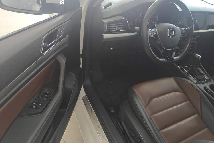 Used Volkswagen Lavida 2021 280TSI DSG Luxury Edition
