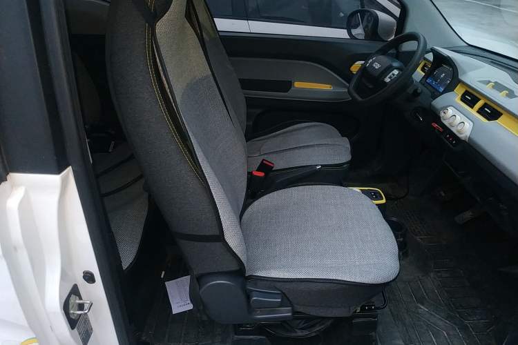 Used Chery QQ Ice Cream 2022 120km Conical Shape Lithium Iron Phosphate