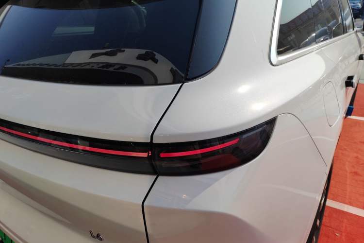 Used Li Auto L6 2025 Pro Smart Refresh Edition