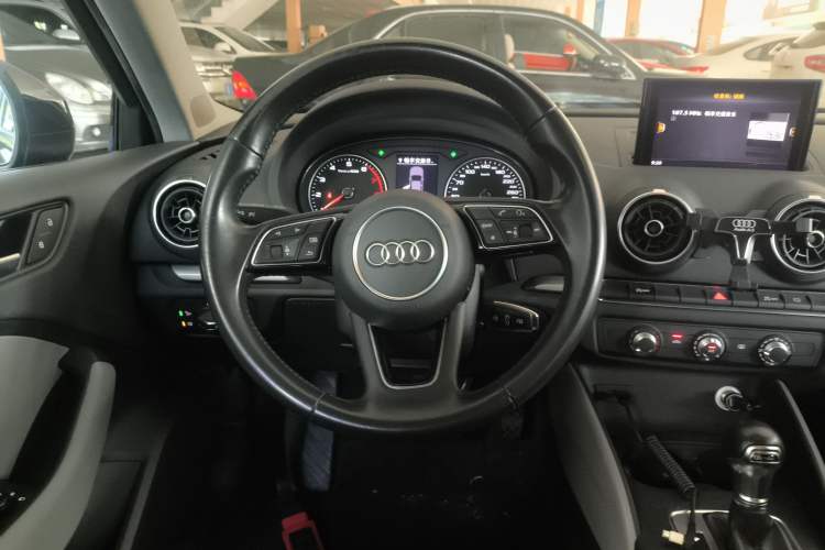 Used Audi A3 2018 30th Anniversary Edition Sportback 35 TFSI Ambition Model
