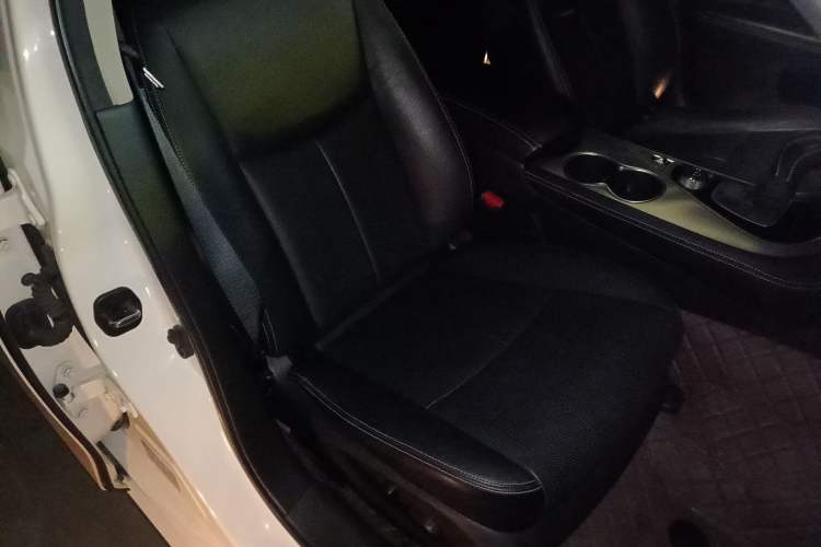 Used Infiniti Q50L 2018 2.0T Enjoyment Edition China V standard
