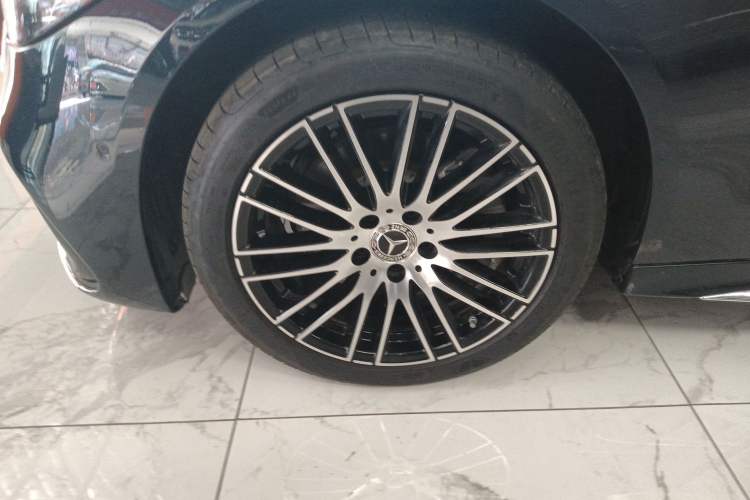 Used Mercedes-Benz C-Class 2025 Facelift C 260 L Sport Edition
