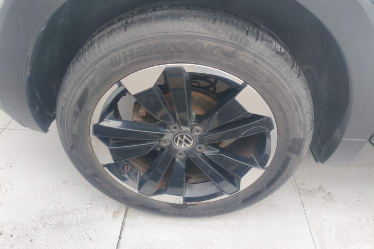 Used Volkswagen Tacqua 2020 1.5L Automatic Yue
