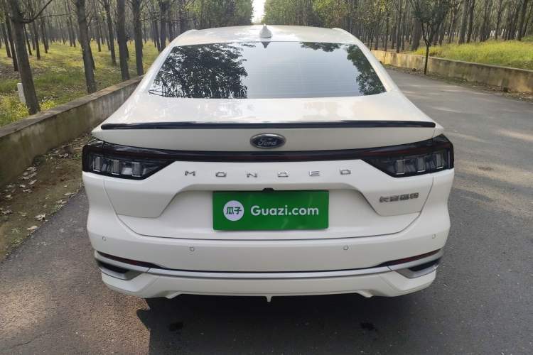 Used Ford Mondeo 2023 EcoBoost 180 Luxury Model
