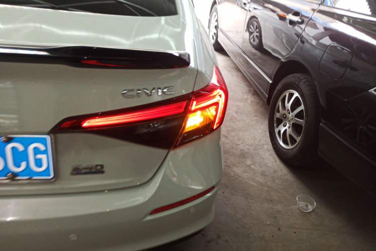 Used Honda Civic 2023 240TURBO CVT Dynamic Edition