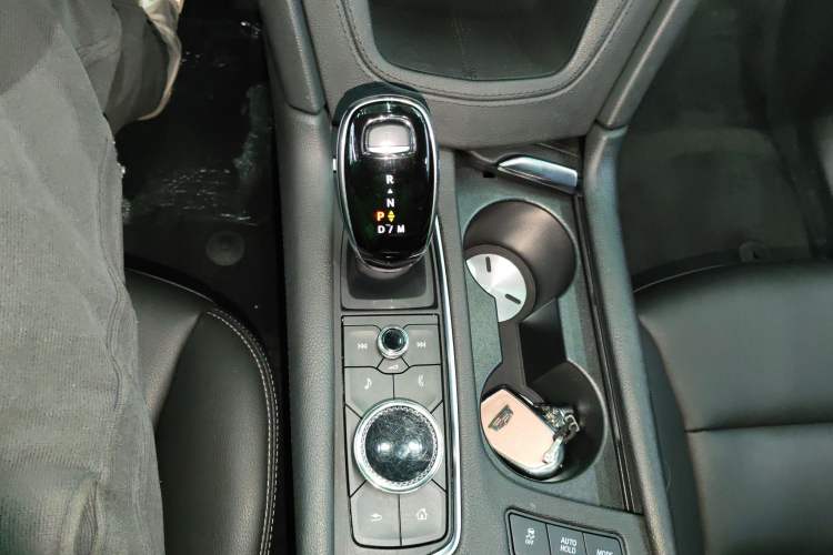 Used Cadillac XT5 2021 28T Luxury Version