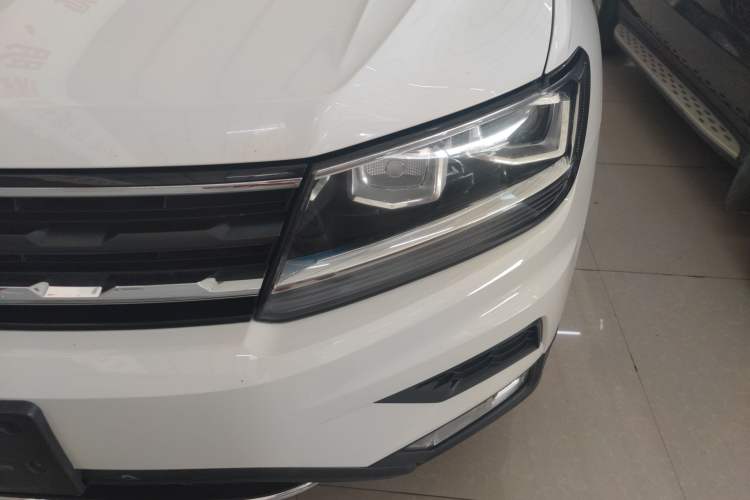 Used Volkswagen Tiguan L 2017 330TSI Automatic Two-Wheel Drive Luxury Edition
