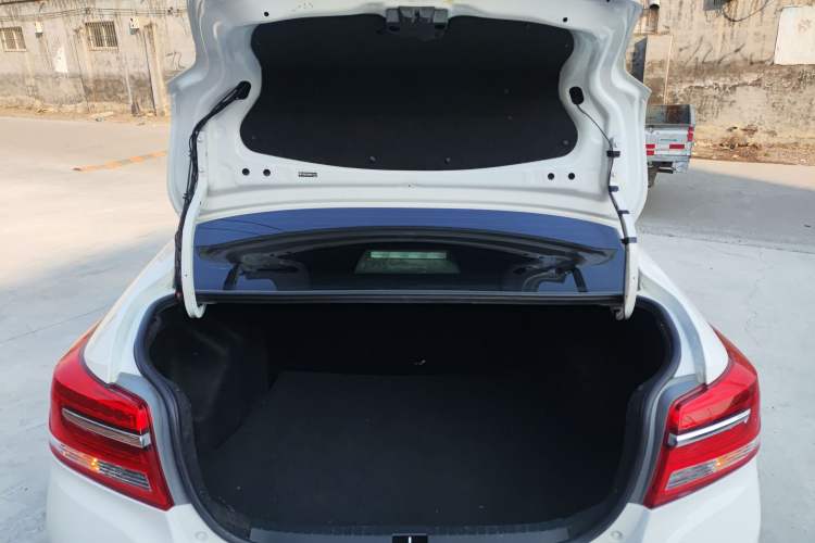 Used Toyota Vios 2017 1.3L Manual Front-Drive Version
