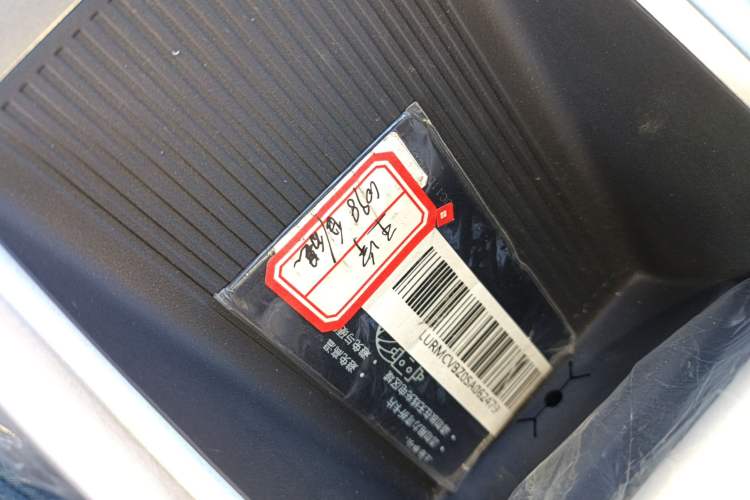 Used  V23 2025 401 Two-Wheel Drive Advanced Edition
