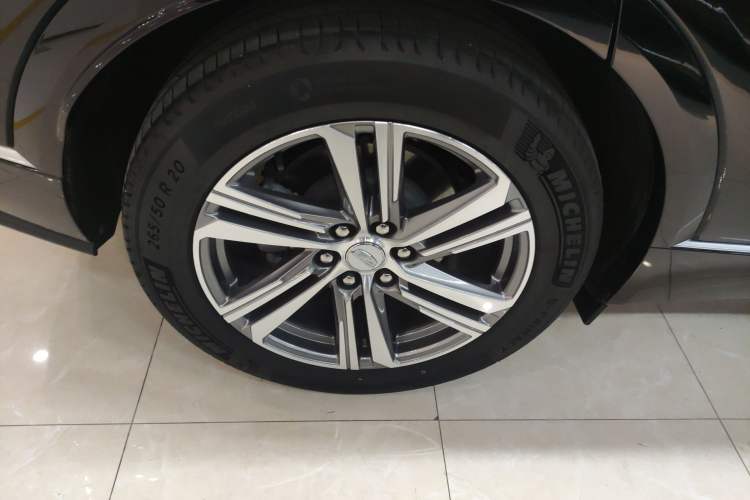 Used Cadillac LYRIQ 2022 Rear-Drive Long-Range Luxury Edition
