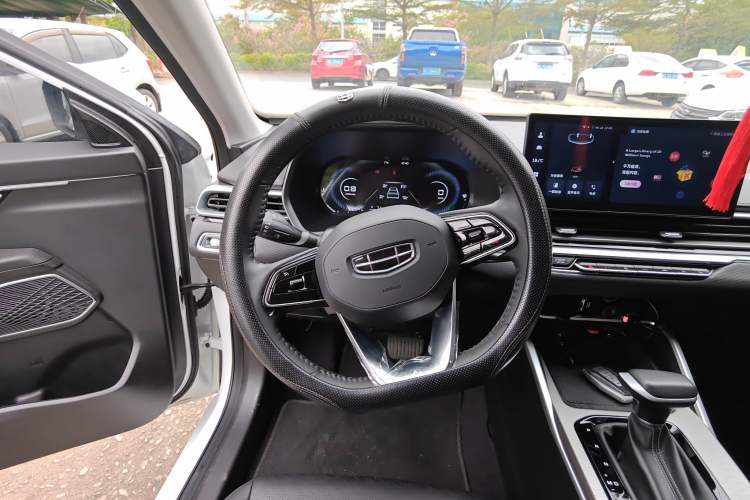 Used Geely Auto Emgrand 2023 4th Generation Champion Edition 1.5L CVT Prestige Model
