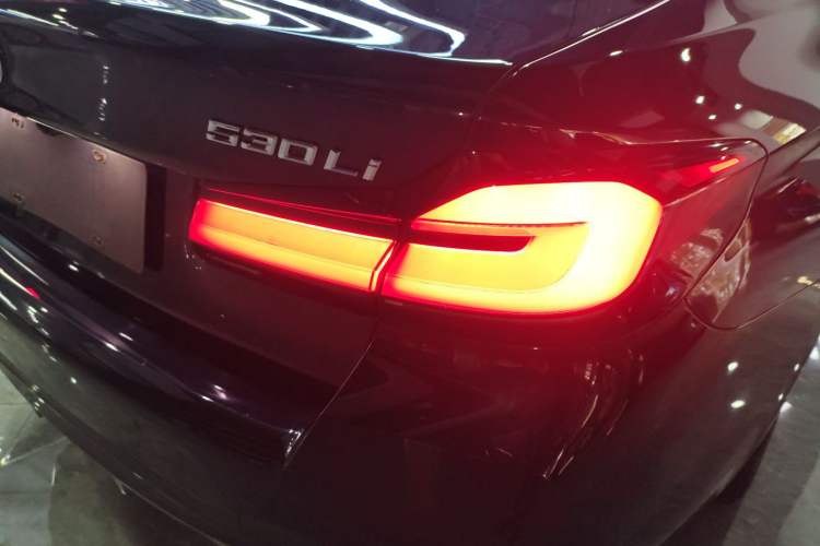 Used BMW 5 Series 2022 Second Facelift 530Li Luxury Version M Sport Package
