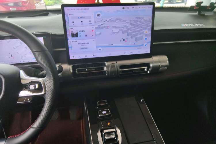 Used GAC Trumpchi EMKOO 2022 2.0T Neutron Star Max Edition
