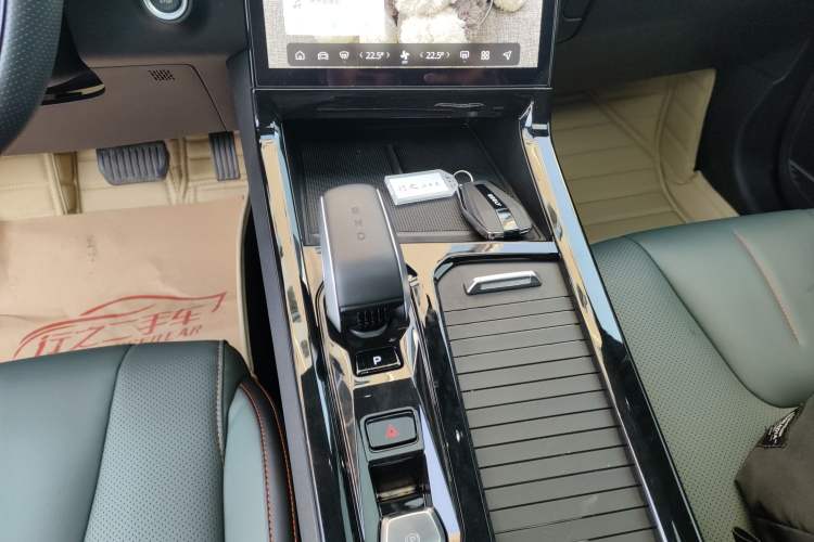 Used Geely Auto Emgrand X7 Sport 2024 1.5TD Dragon Edition