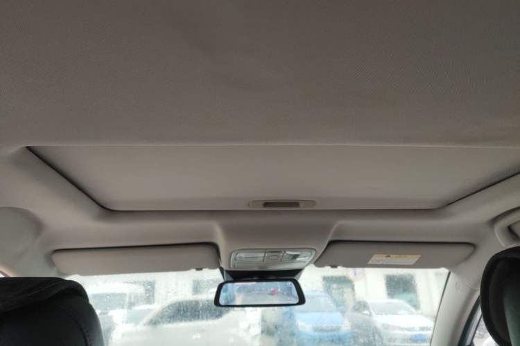 Used Changan CS75 2016 1.8T Automatic Prestige Model China V Standard
