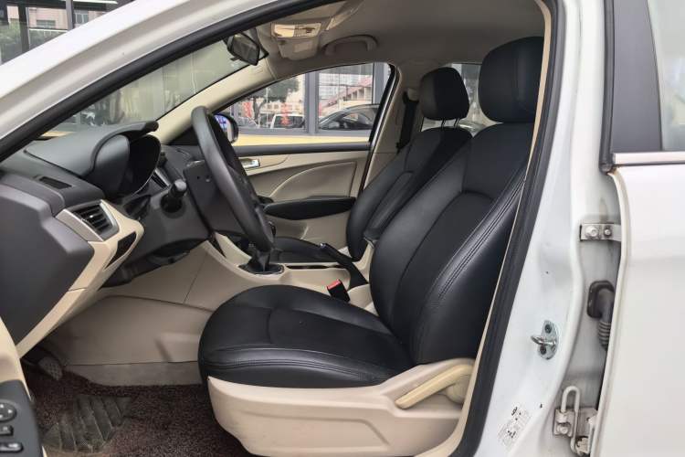 Used Chery Arrizo 7 2014 1.6L Manual ZhiCheng Edition
